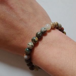 Stone beaded bracelet